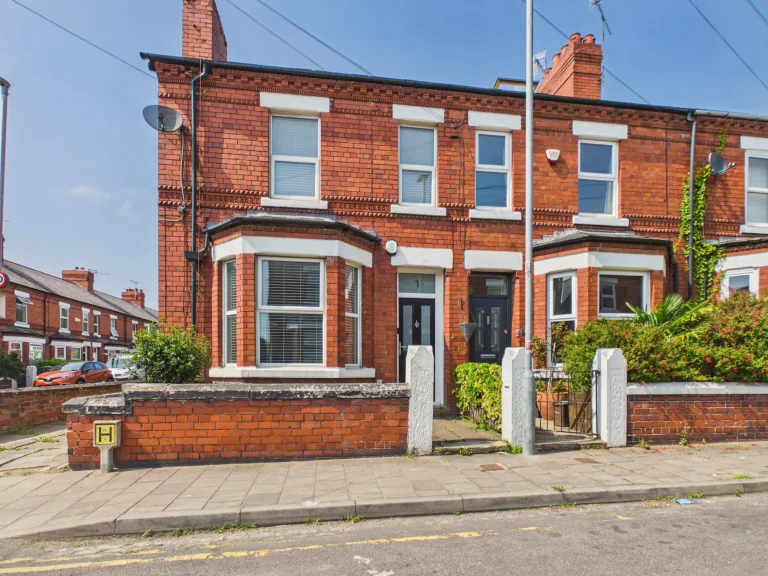 1-gresford-avenue-13